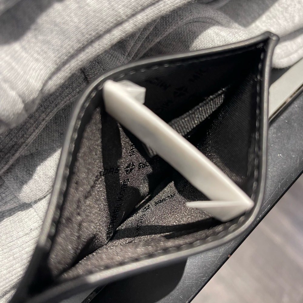 MICHAEL KORS Cyrus Snake Embossed Tall Card Case
Driftwood 
NWT - Picture 8 of 16